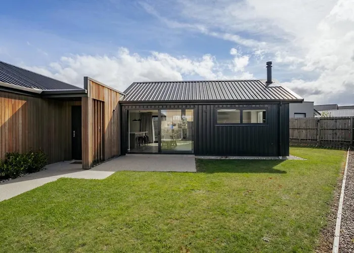 Escape On Merivale | Quiet, Family Friendly, Parking! Wanaka